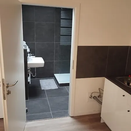 Altstadt Mit Eigenem Parkplatz Und Garten Bonn