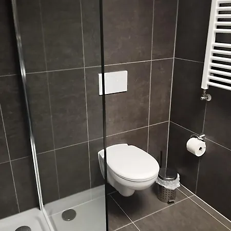 Altstadt Mit Eigenem Parkplatz Und Garten Lejlighed Bonn