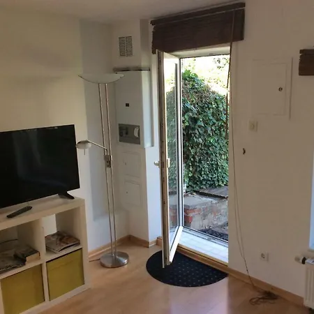 Altstadt Mit Eigenem Parkplatz Und Garten * Bonn